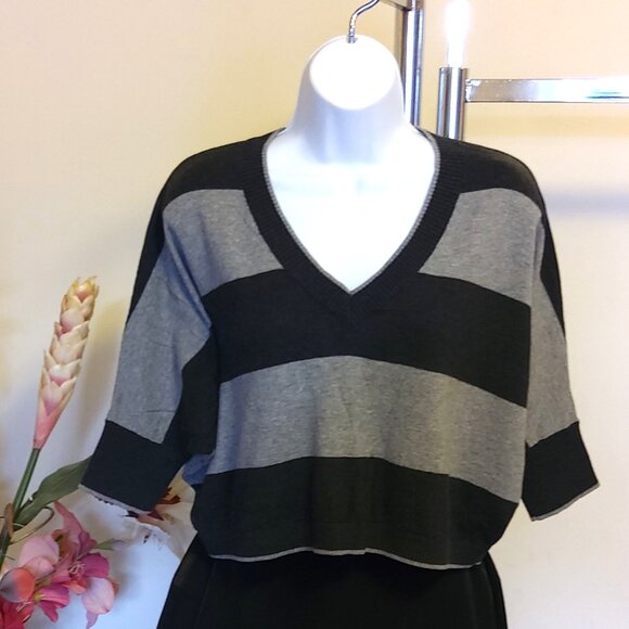 NWOT Kensiegirl Women’s V Neck Casual Work Knit Sweater Batwing Sleeve Loose Top - Picture 6 of 7